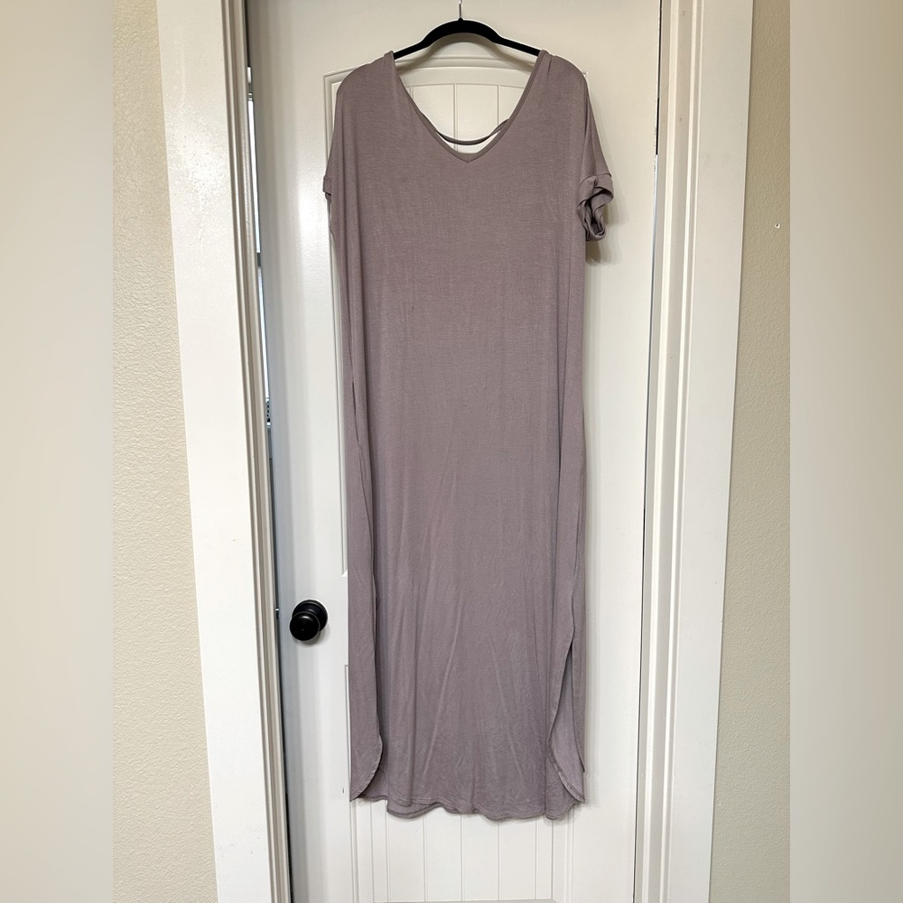 Mauve t shirt maxi